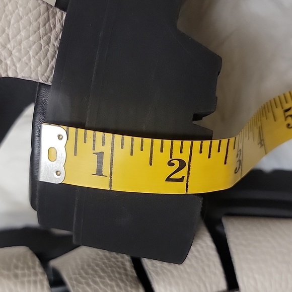 E8 by MIISTA | Kornelia Pebbled Leather Caged Platform Sandals - Picture 13 of 15